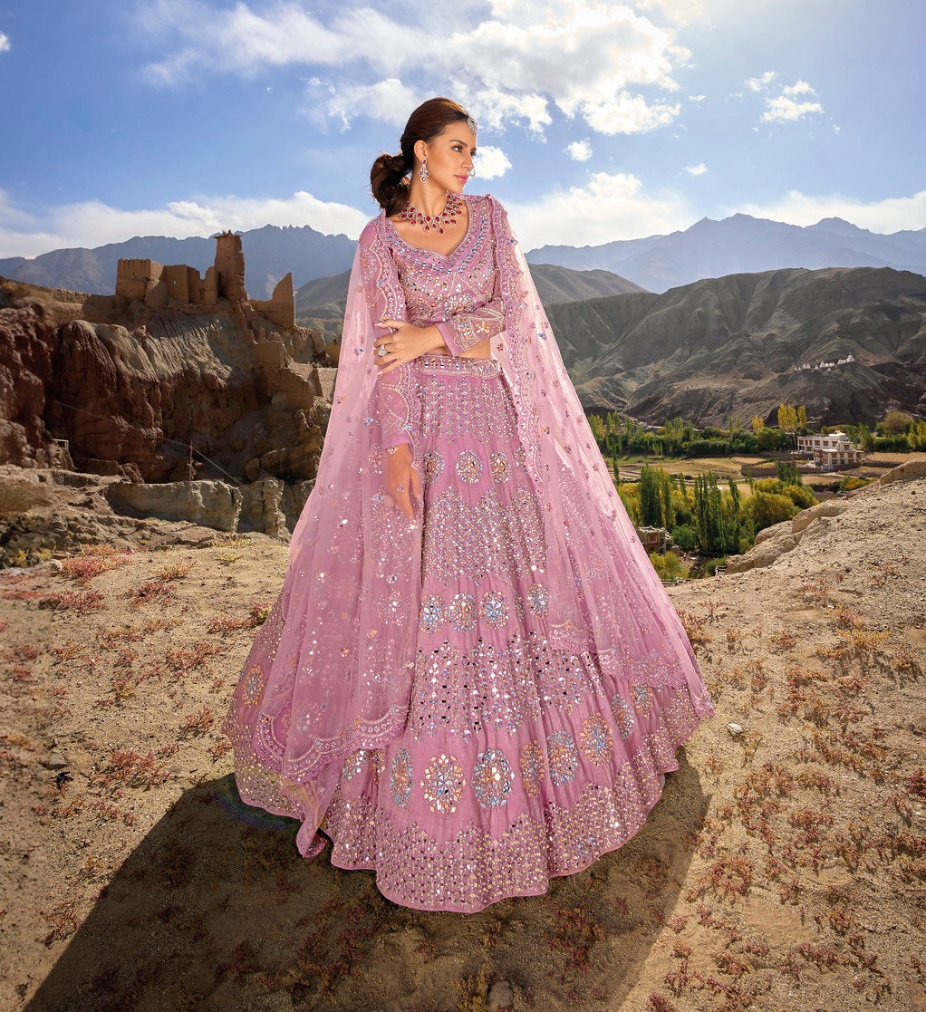 purple indian wedding dress Indian Wedding Indian bride | Purple brides are trending now #Trendingdulhaniya