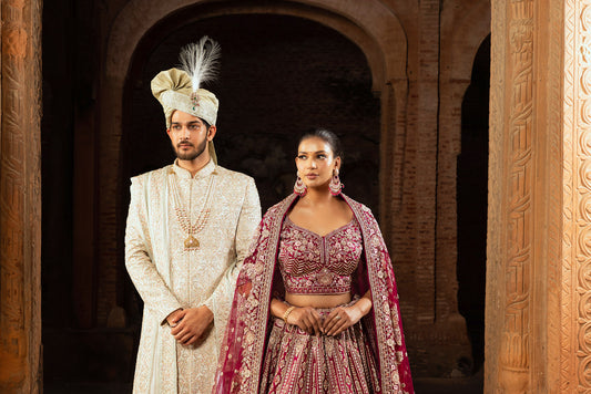 Gold Hand Embroidery Groom Silk Sherwani for Wedding