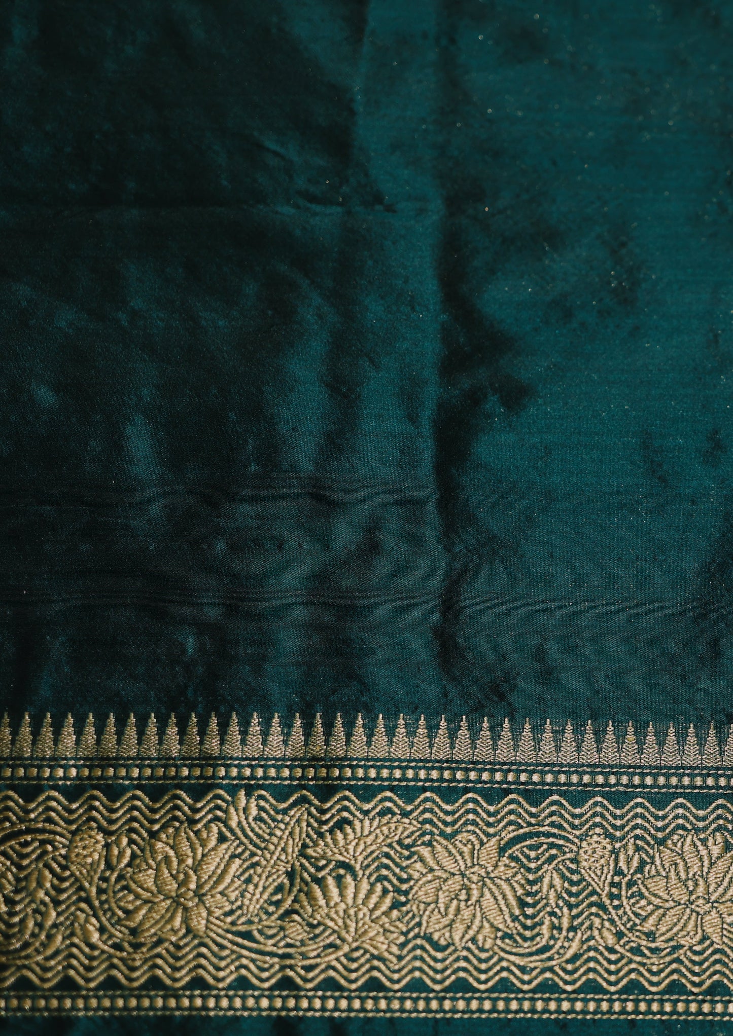 Teal Handwoven Kadwa Katan Pure Silk Saree - Panaya