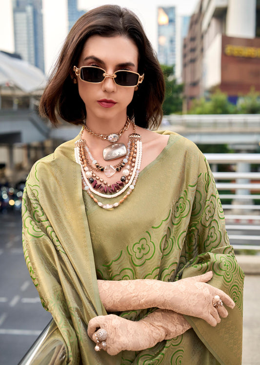 Forest Green Butterscotch Handloom Kanchivaram Buttery Silk Saree