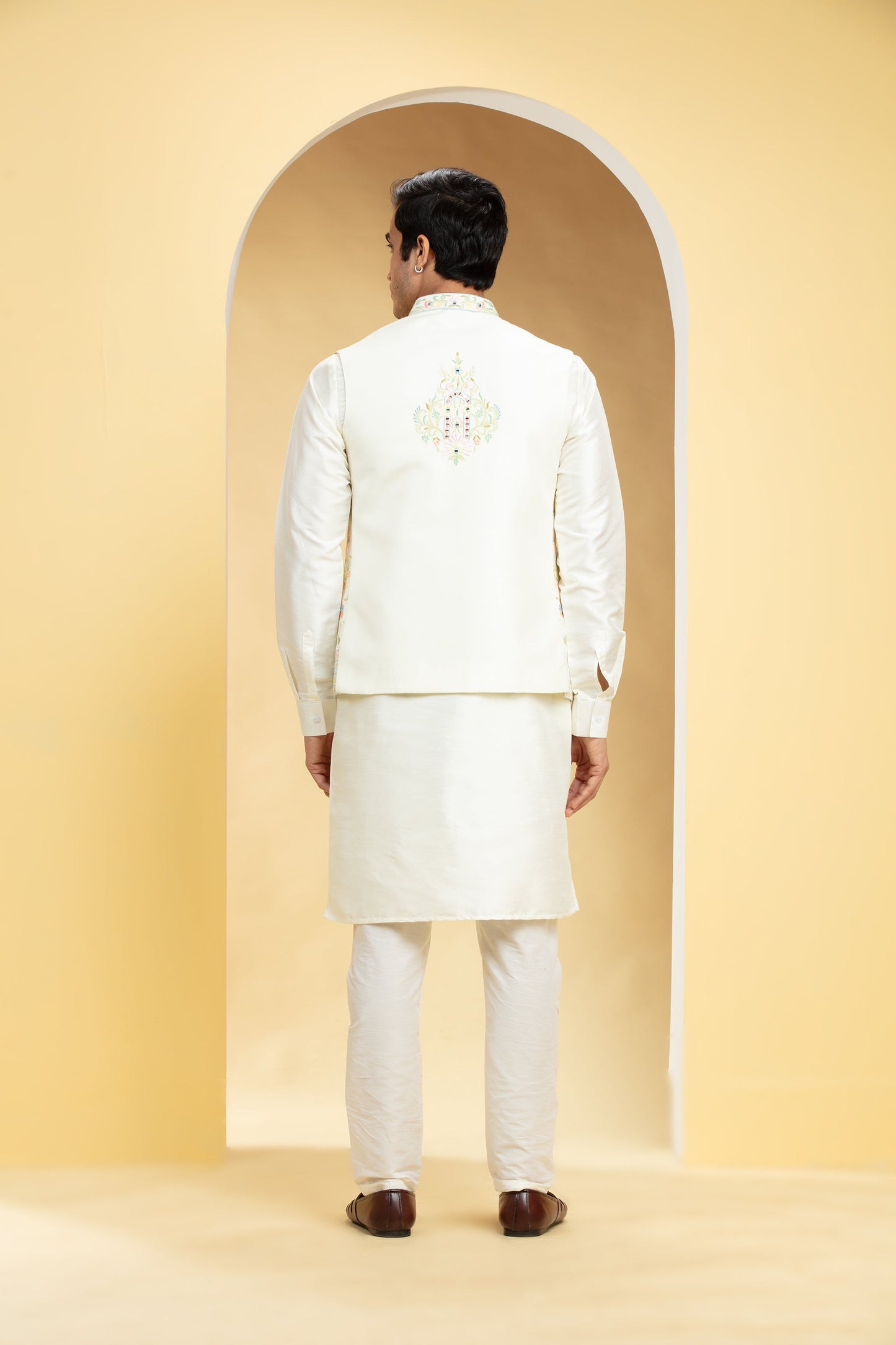 Ivory White Open Jodhpuri with Resham all over work