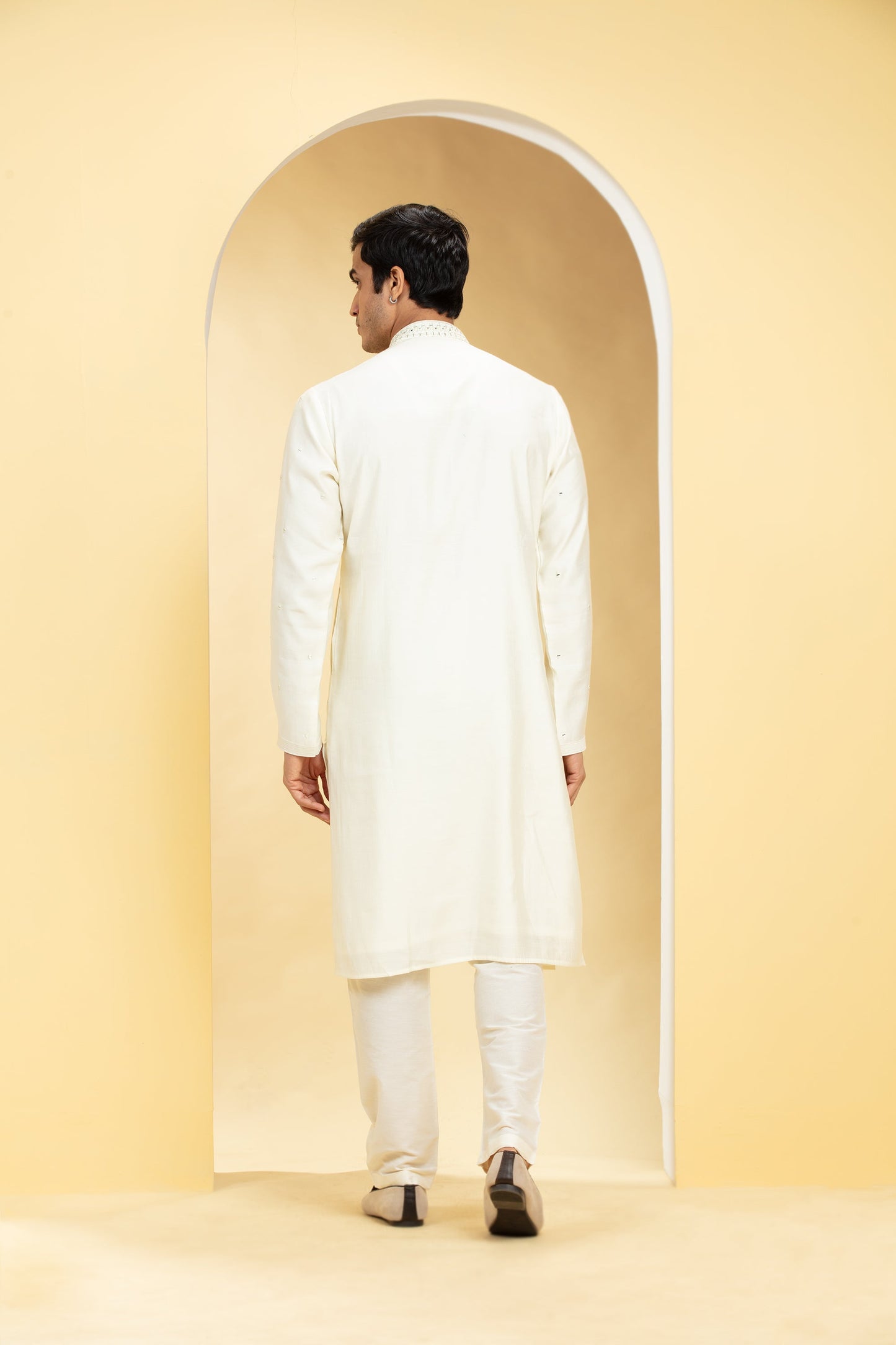 Alabaster White Resham Embroidered Kurta Pajama with Mirror work