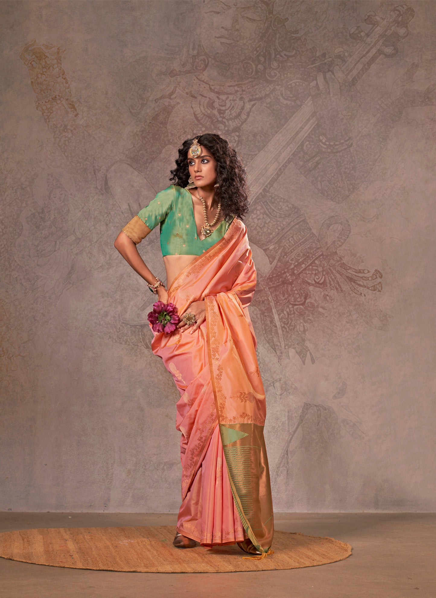 Orange Kirtan Two Tone Handloom Weaving Silk Saree With Contrast Pallu