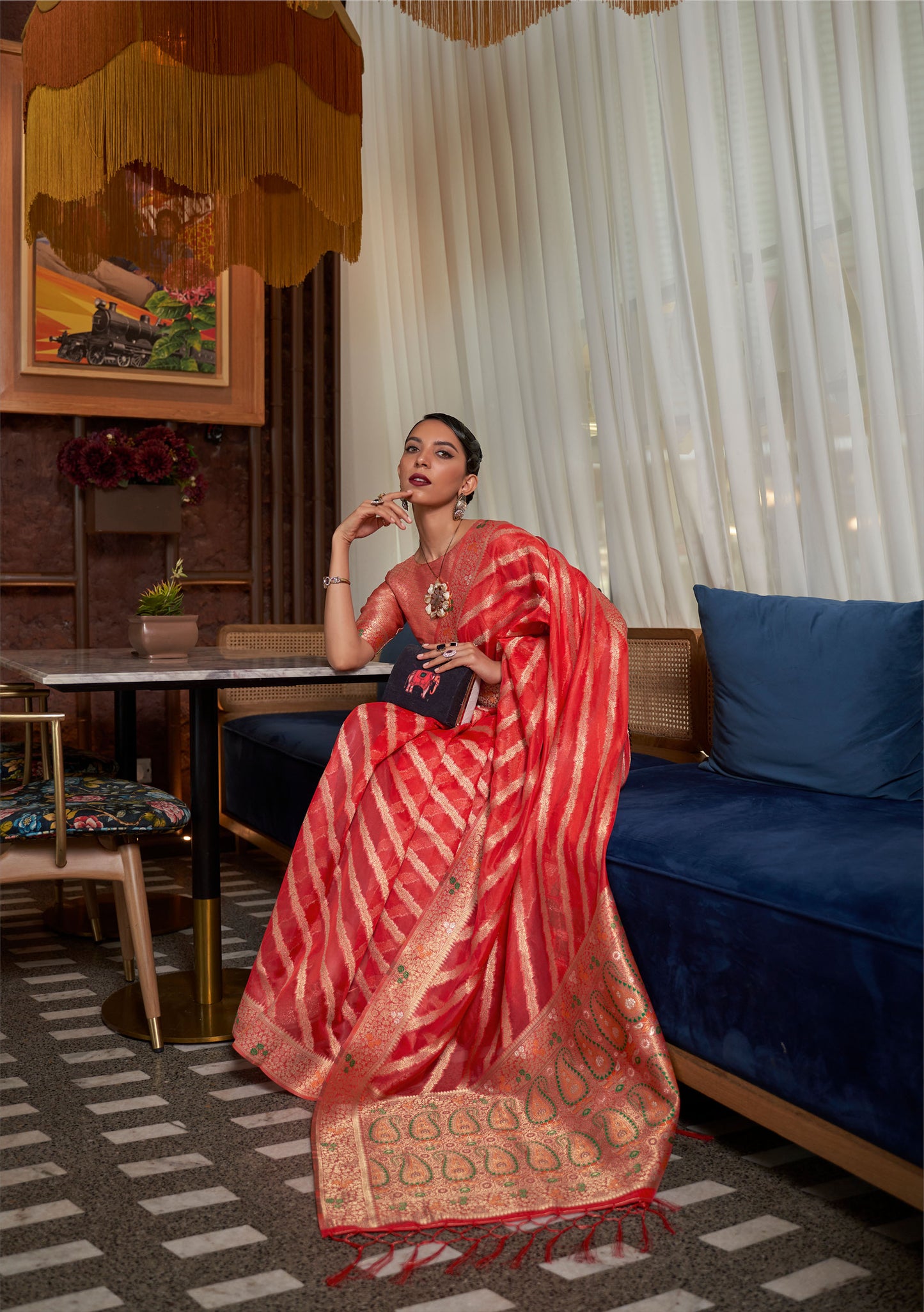 Red Kahana Organza Meenakari Saree