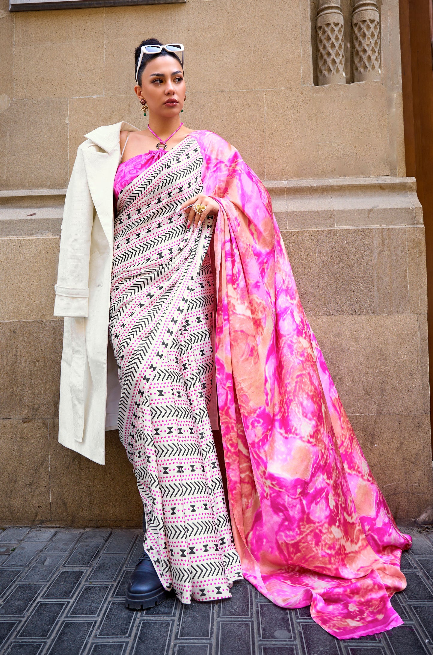 Off White Pink Pattern Kubik Print Satin Saree