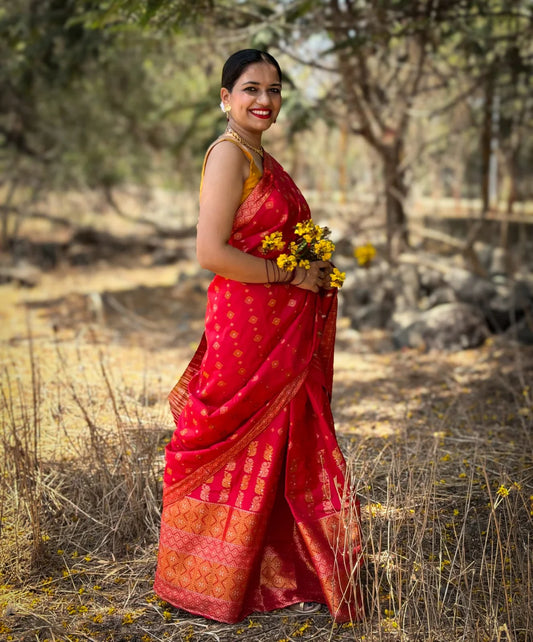 Gulnaz Mekhela Chador