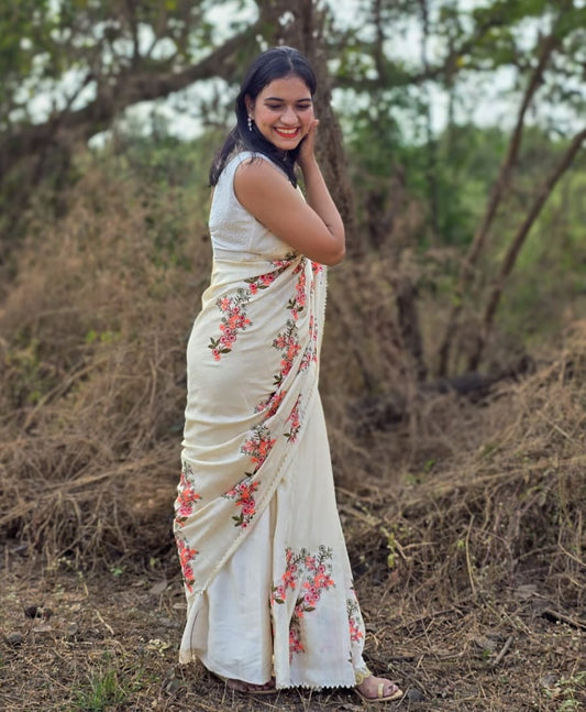 Kalakriti Beige Saree