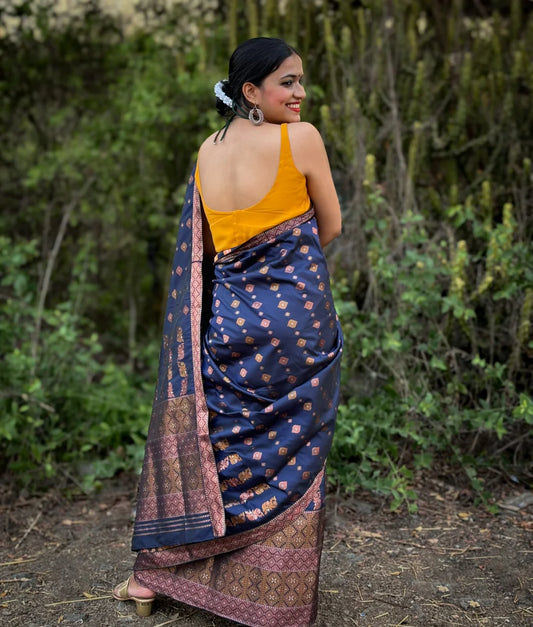 Kanak Dhara Mekhela Chador