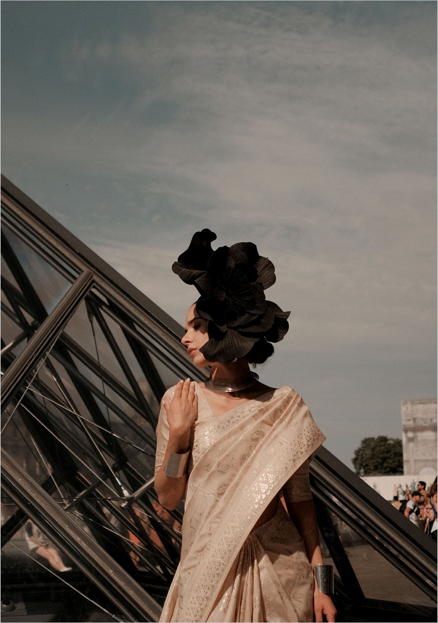 Cream Kaasha Silk Gota Handloom Saree