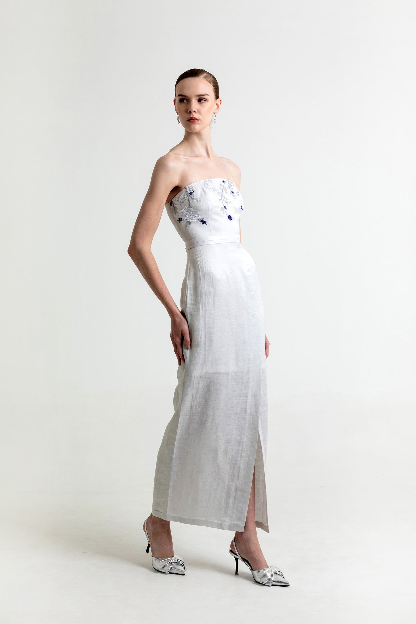 Avaia Silver Linen Satin Designer Gown