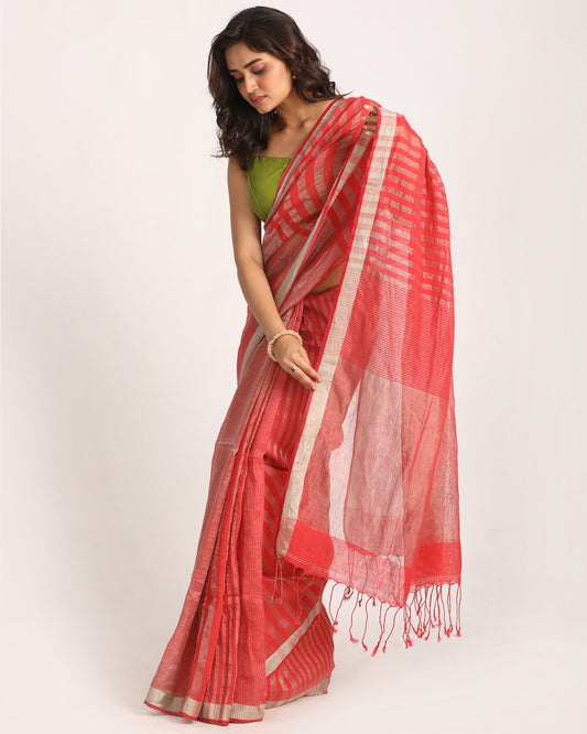 Pastel Red Traditional Handloom Check Linen Saree