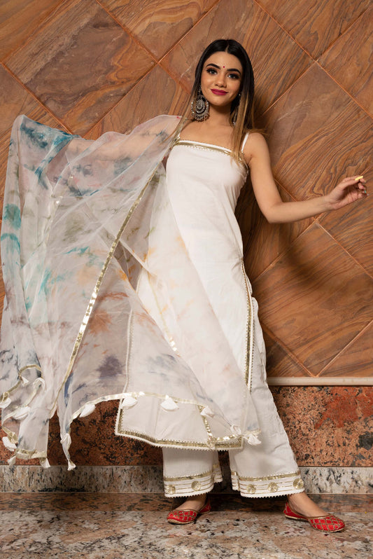 Ganguar Holi White Suit Set