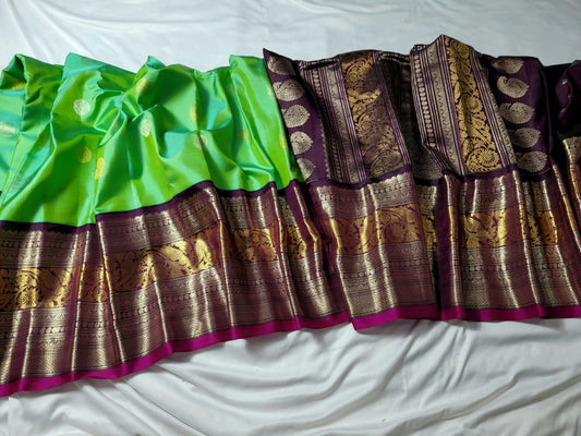 Green with Wine Pallu Pure Gadwal Pattu handloom Saree