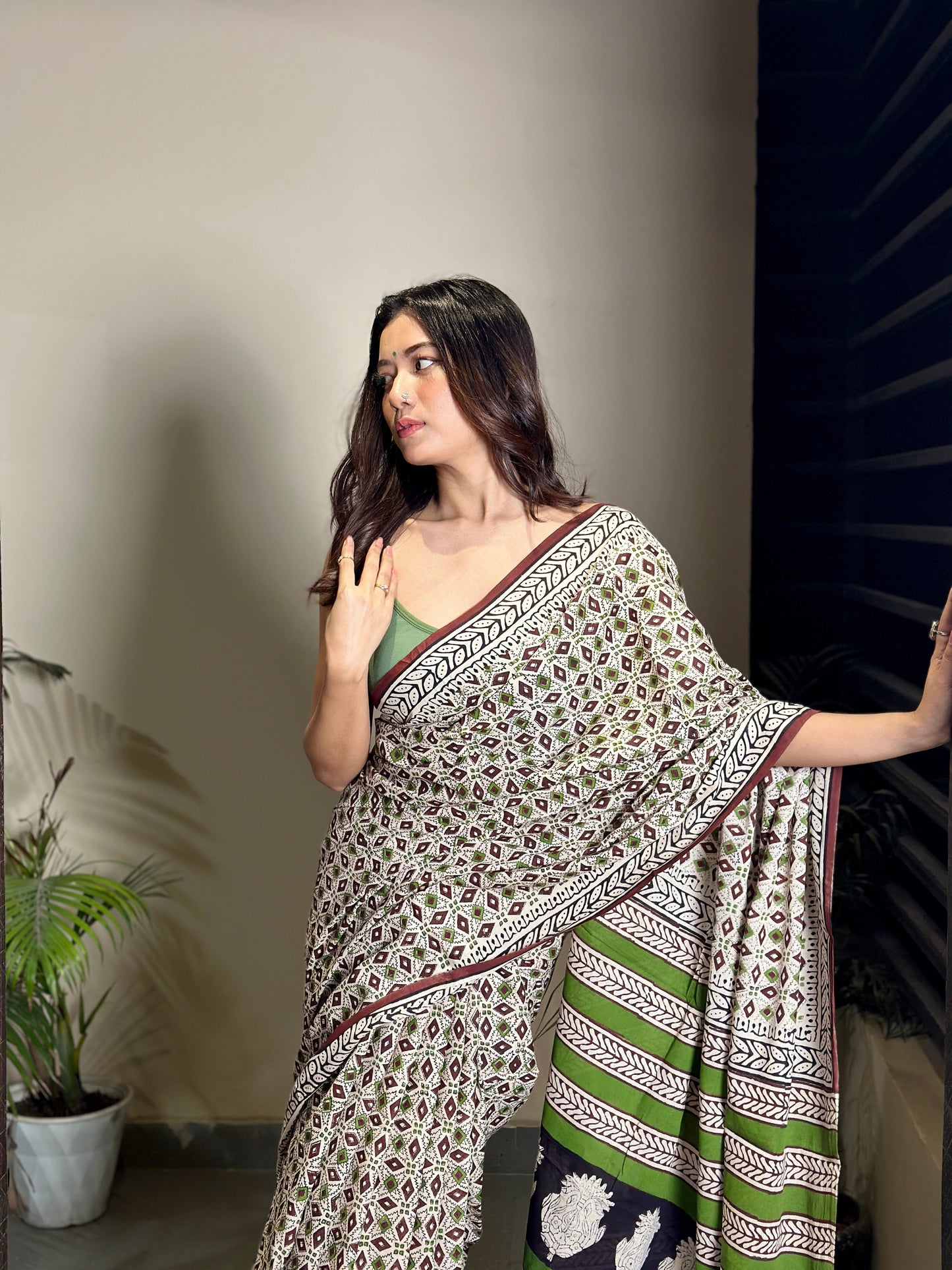 Mandana- green Bagru Natural Dyes Handblock Printed - Cotton Mulmul Saree