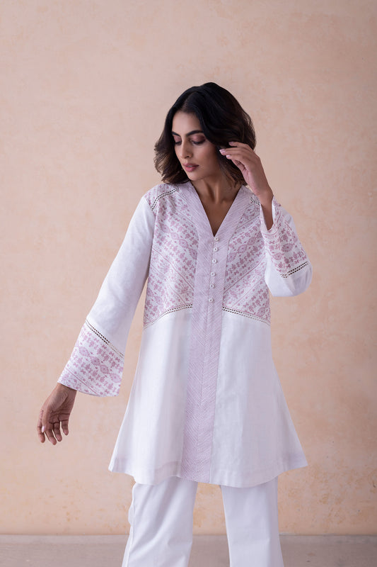 Inayat Elegant Linen Printed Kurta Set