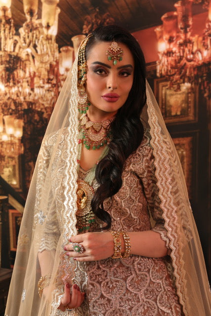 Soraaya Gold Sharara