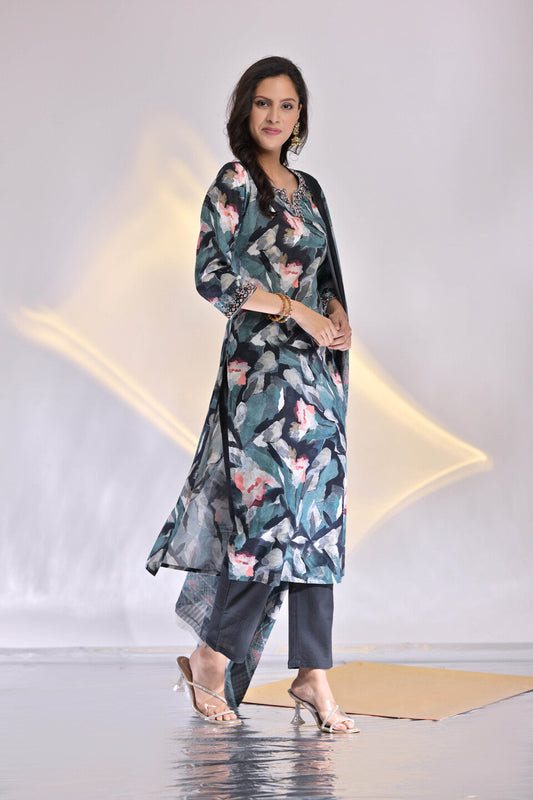 Floral Embroidered Muslin Suit Set