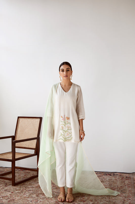 Ivory Dori Embroidered Chanderi Silk Elysian Tunic Set