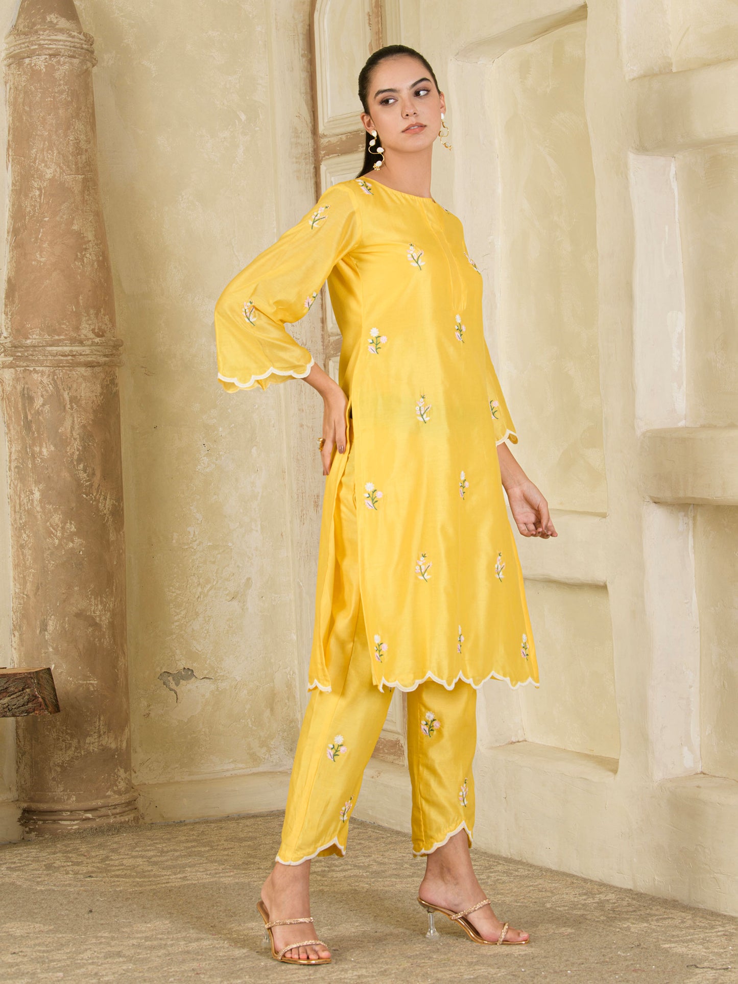Vibrant Yellow Hand Embroidered Chanderi Kurta and Pants ( Set of 2 )