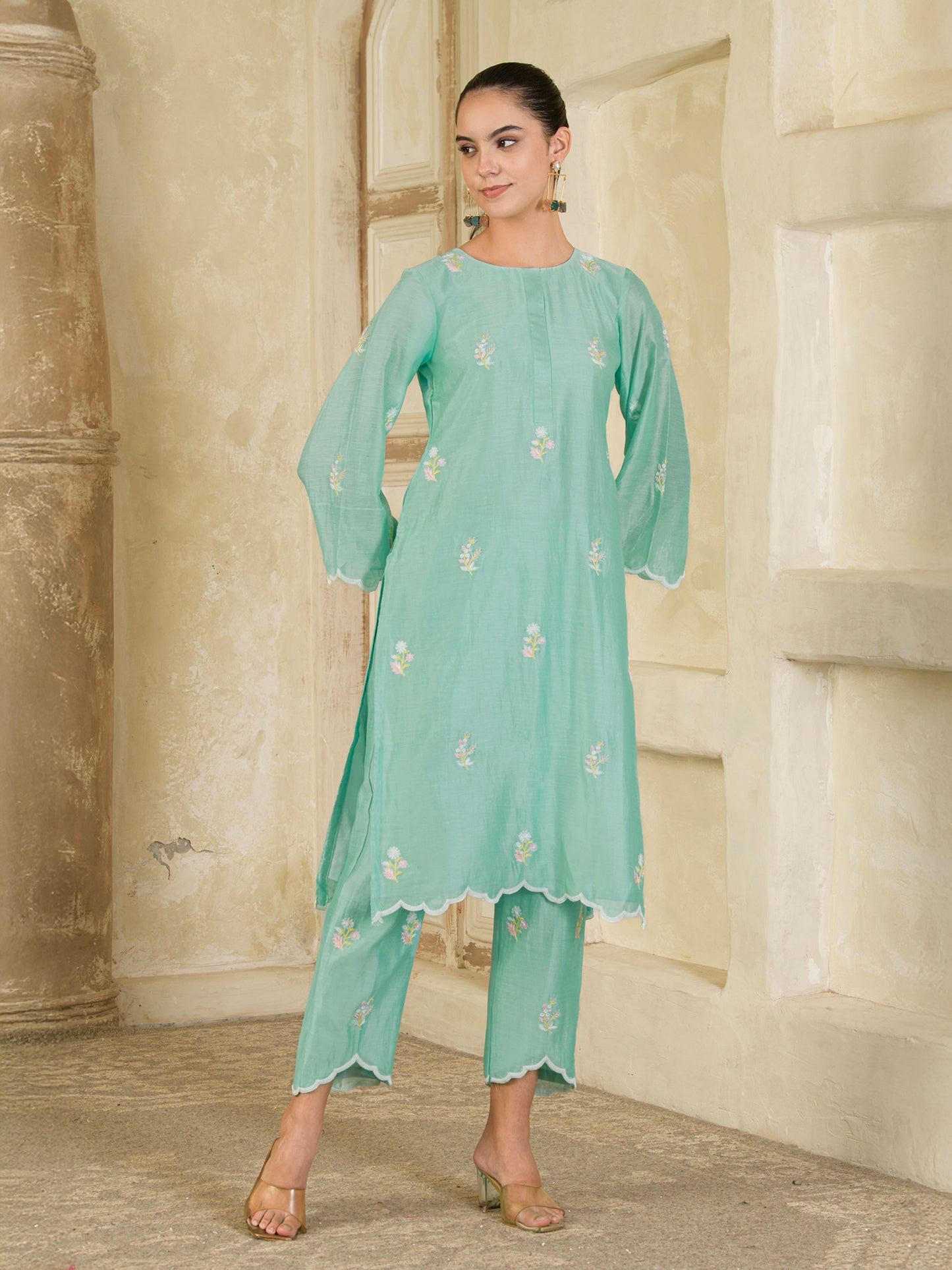 Mint Green Hand Embroidered Chanderi Kurta and Pants ( Set of 2 )