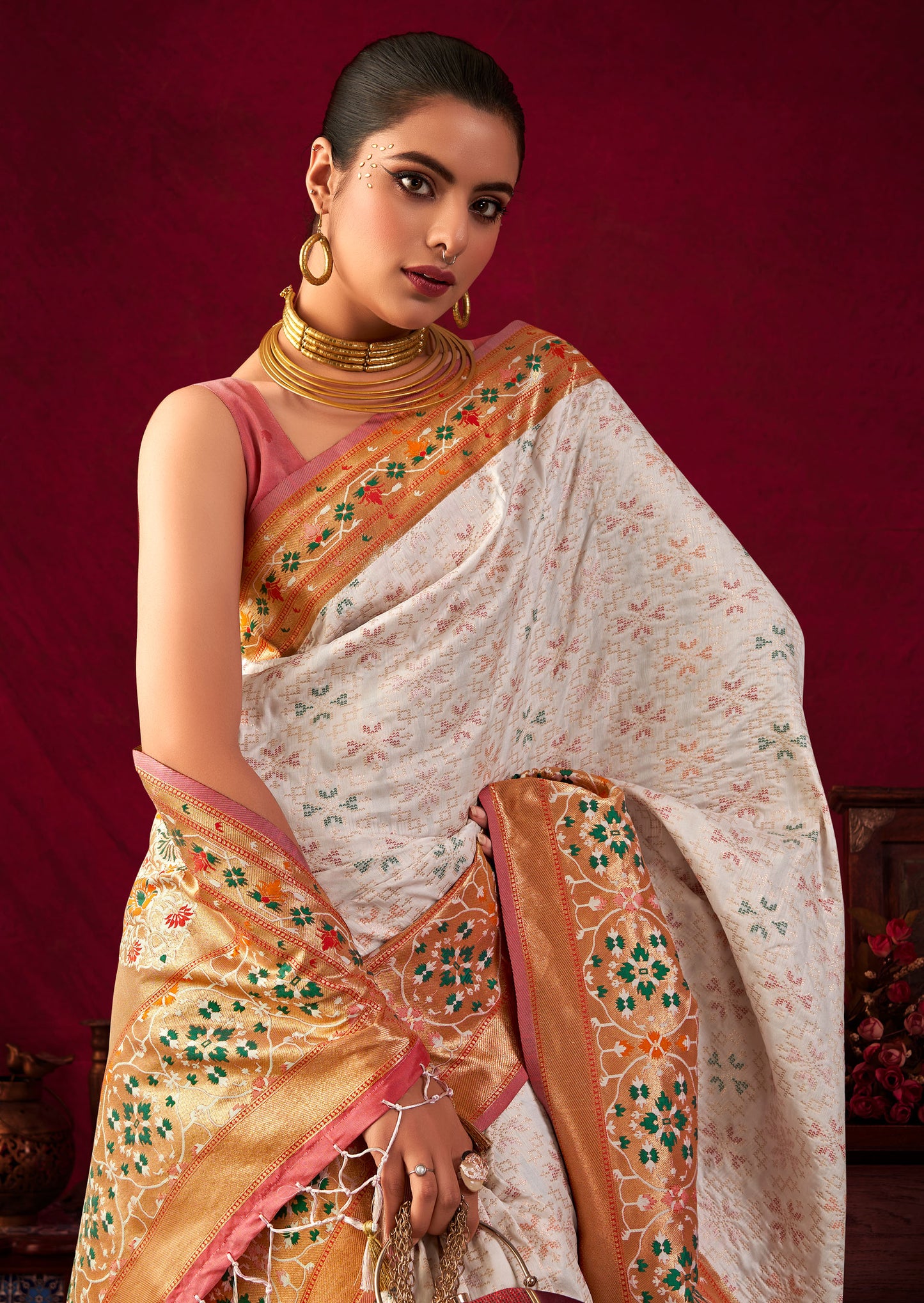 Bansi White Paithani Silk Meenakari weaves Zari Saree
