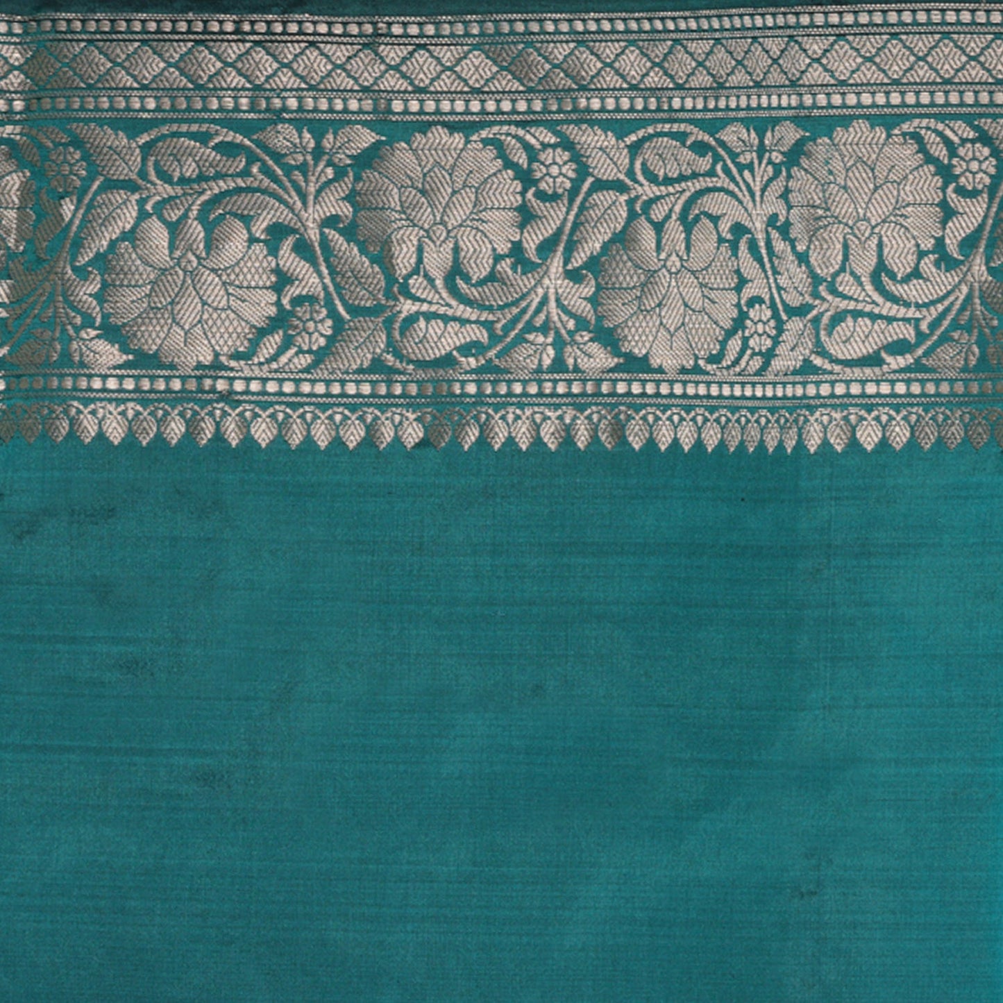 Turquoise Blue Handwoven Kadwa Katan Silk Saree - Panaya