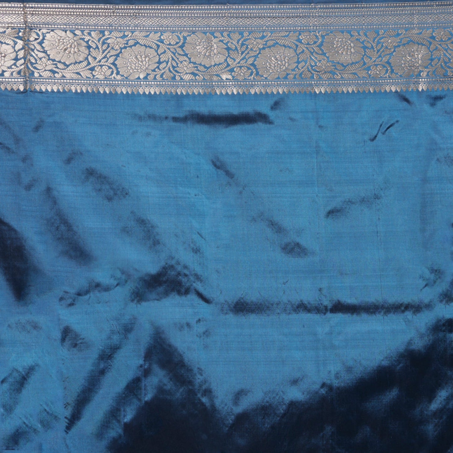 Blue Handwoven Kadwa Katan Silk Saree - Panaya