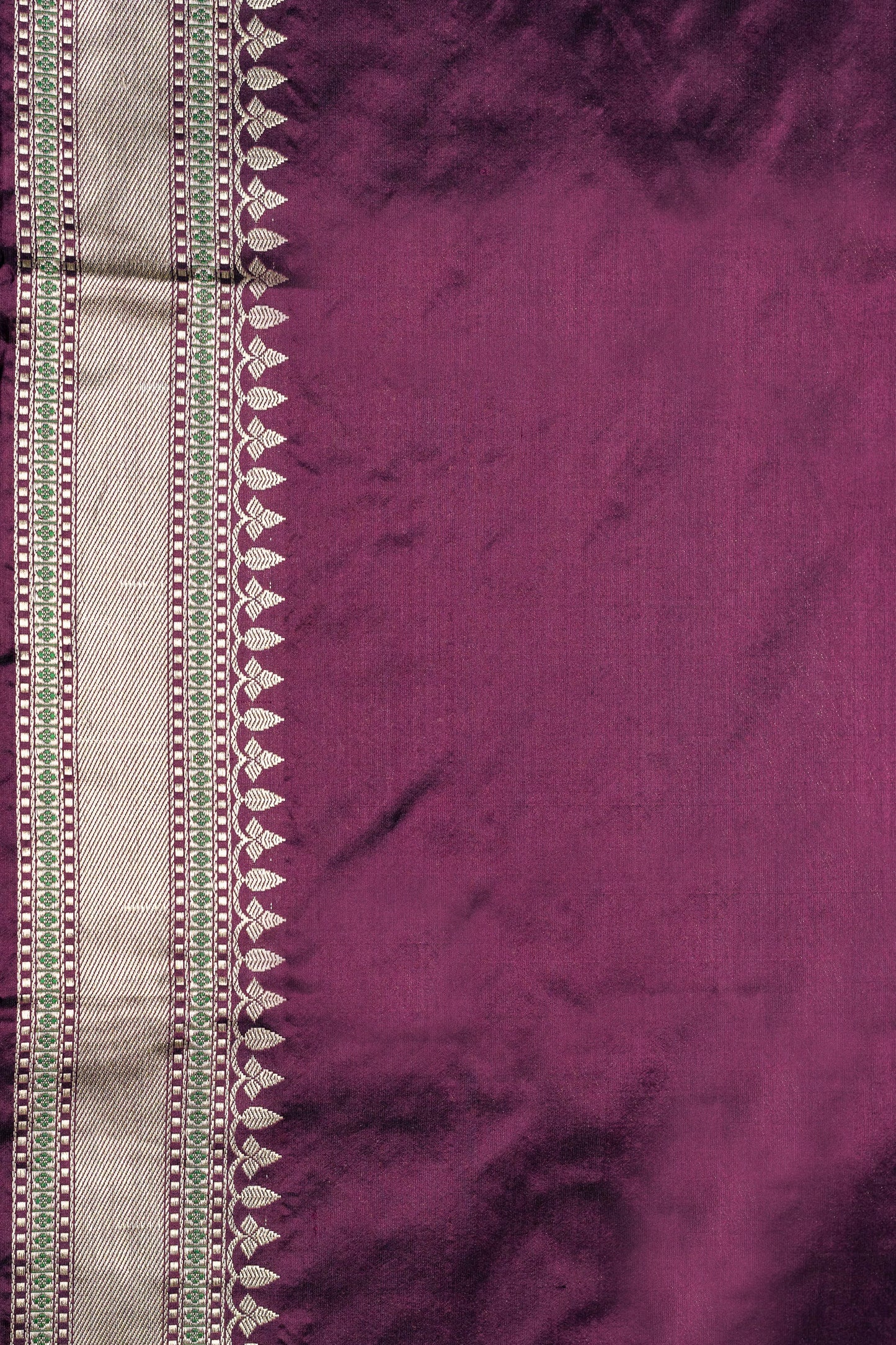 Purple Handwoven Kadwa Katan Silk Saree - Panaya