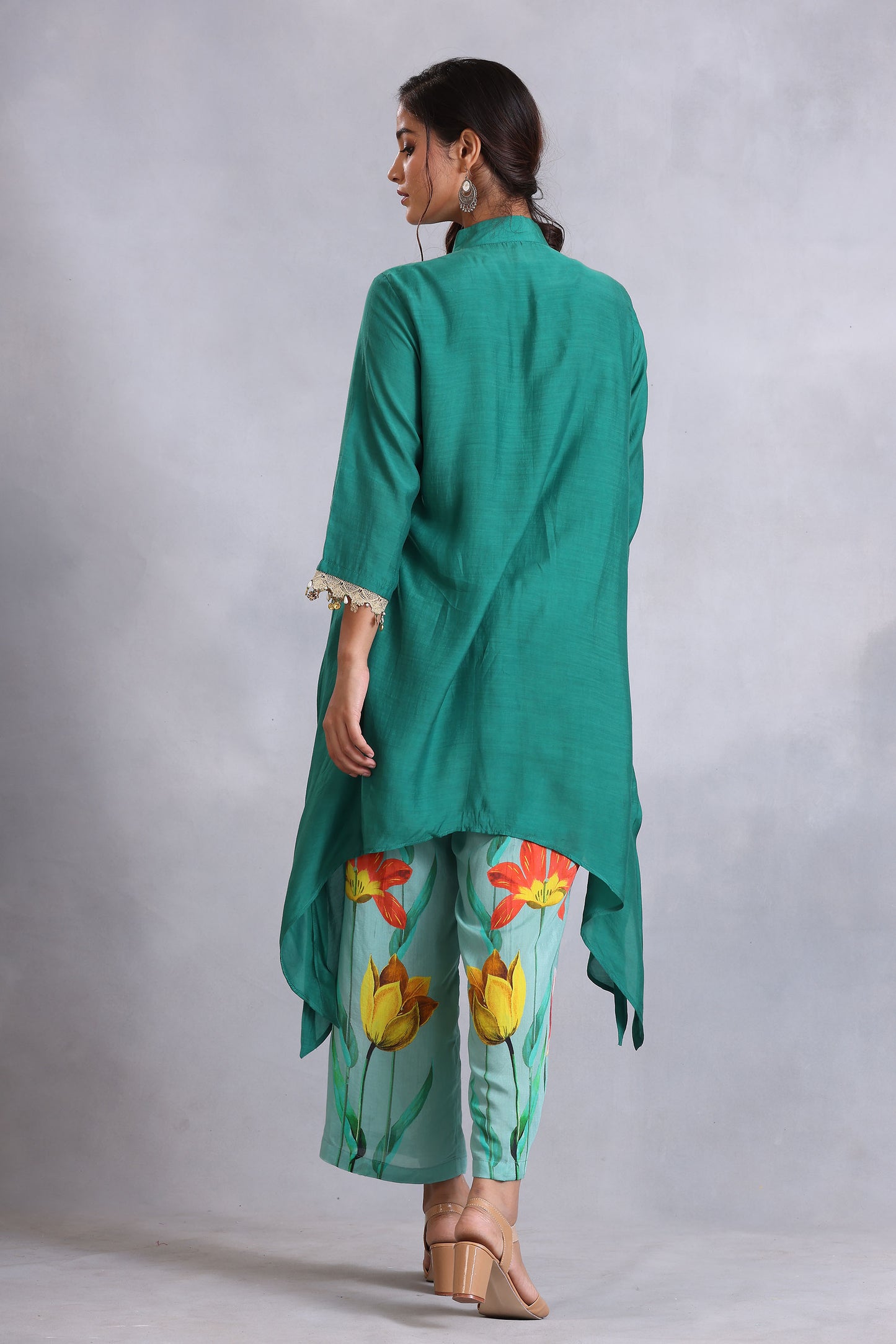 Asymmetryic Emerald Green Cotton Silk Sunehri kurta set