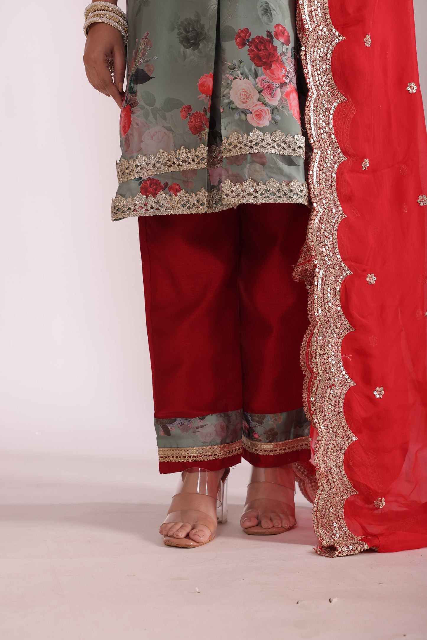 Gulzar Green Printed Silk Crepe Kurta And Dupatta