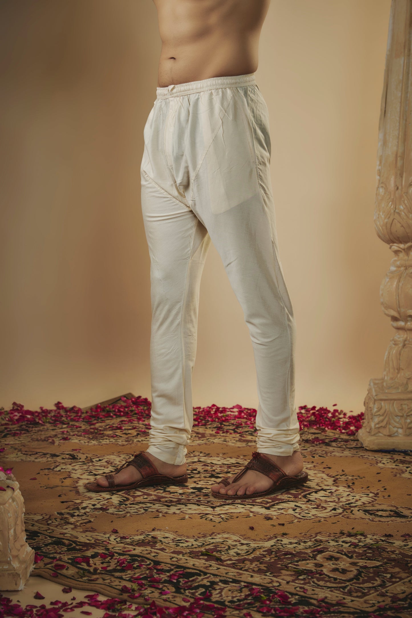 Light lilac lucknowi mirror embellished kurta set