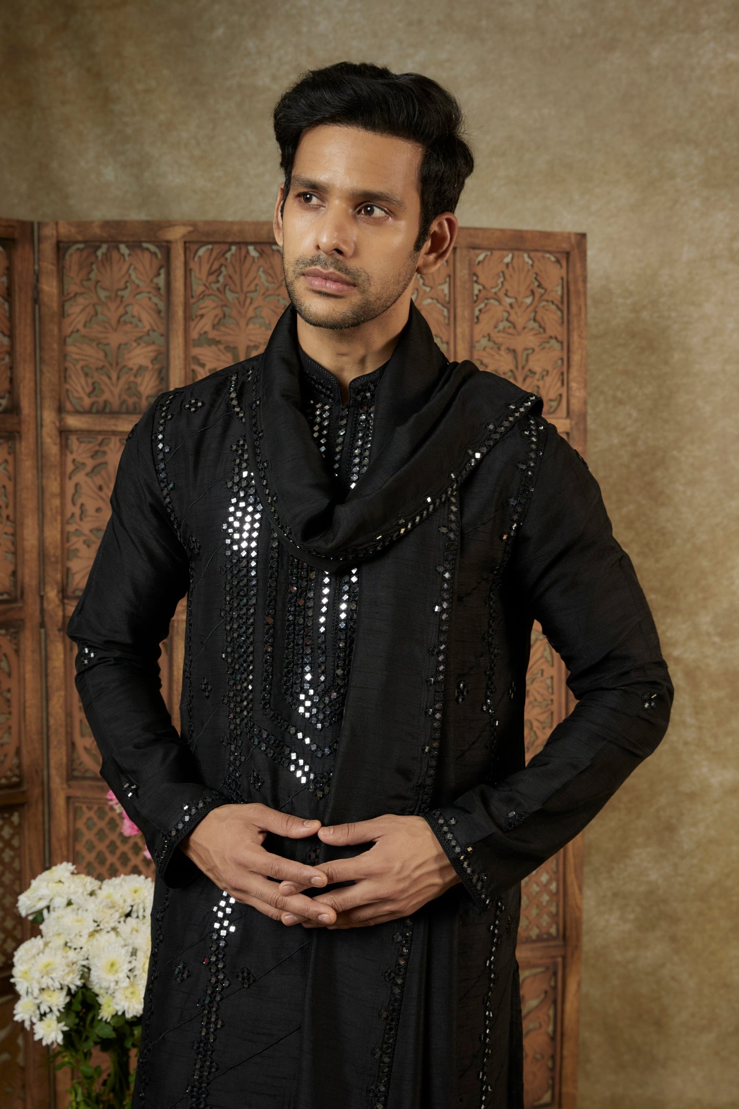 ONYX BLACK MIRROR EMBELLISHED SILK KURTA SET