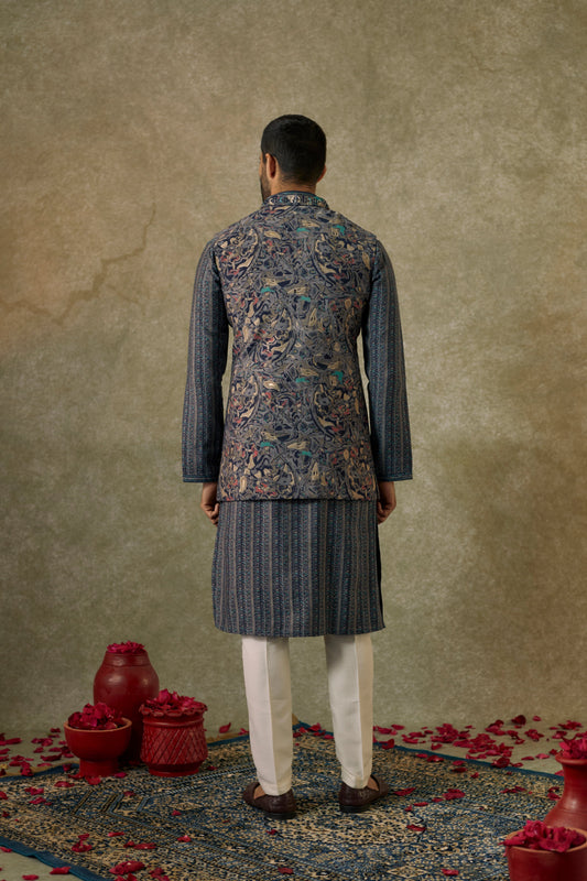 Grey printed Splendid silk resham and embroidered Open kurta Jacket set