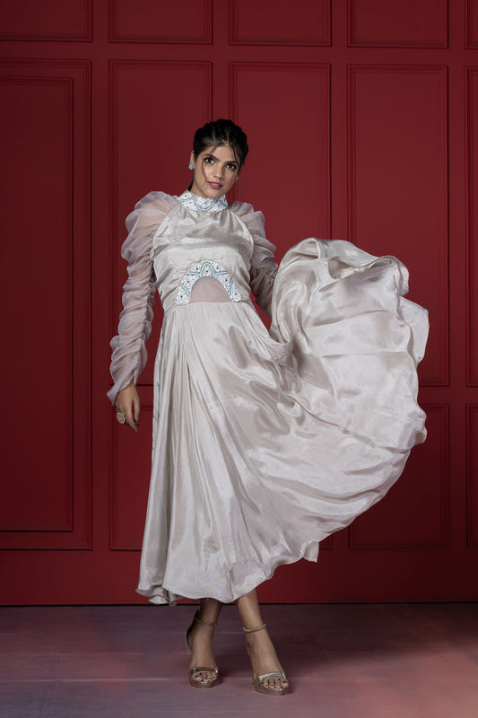 Barbie Upada beige Dress