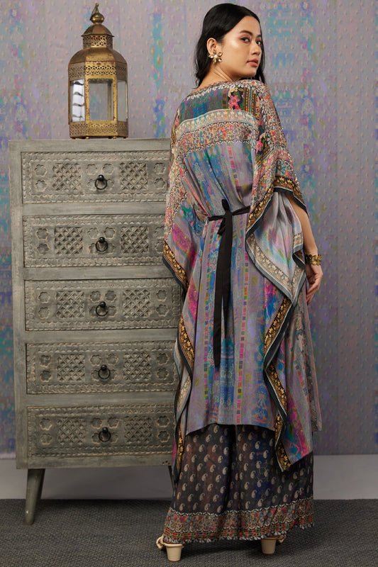 Ikaya Embroidered Kaftan Set With Belt