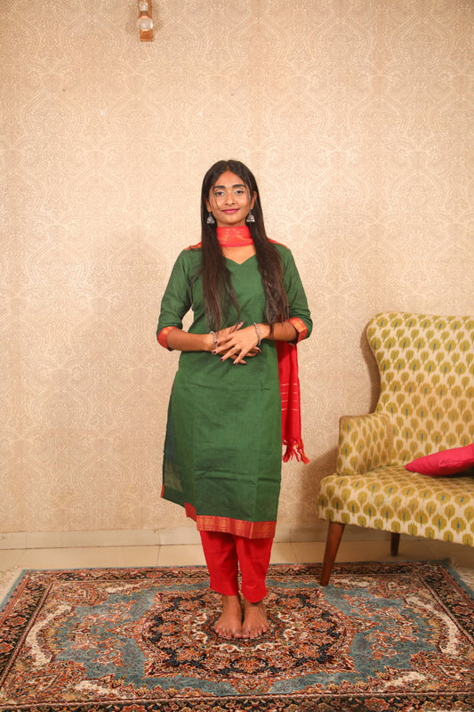 Maya - Kurti Set in Mangalagiri cotton in Green Color