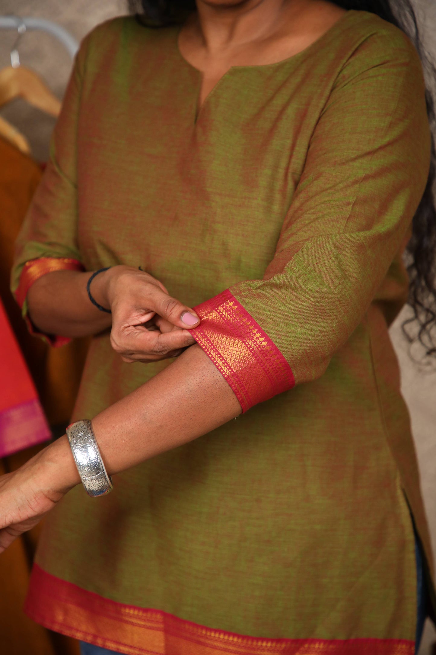 Rang- Short Kurti in Mangalagiri cotton in Olive Green color