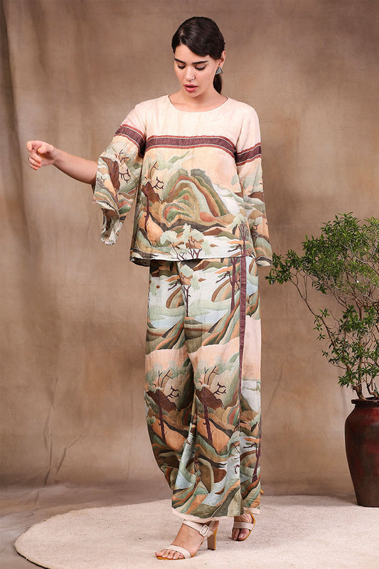 Conversational Printed Pant With Slited Sleeves Top