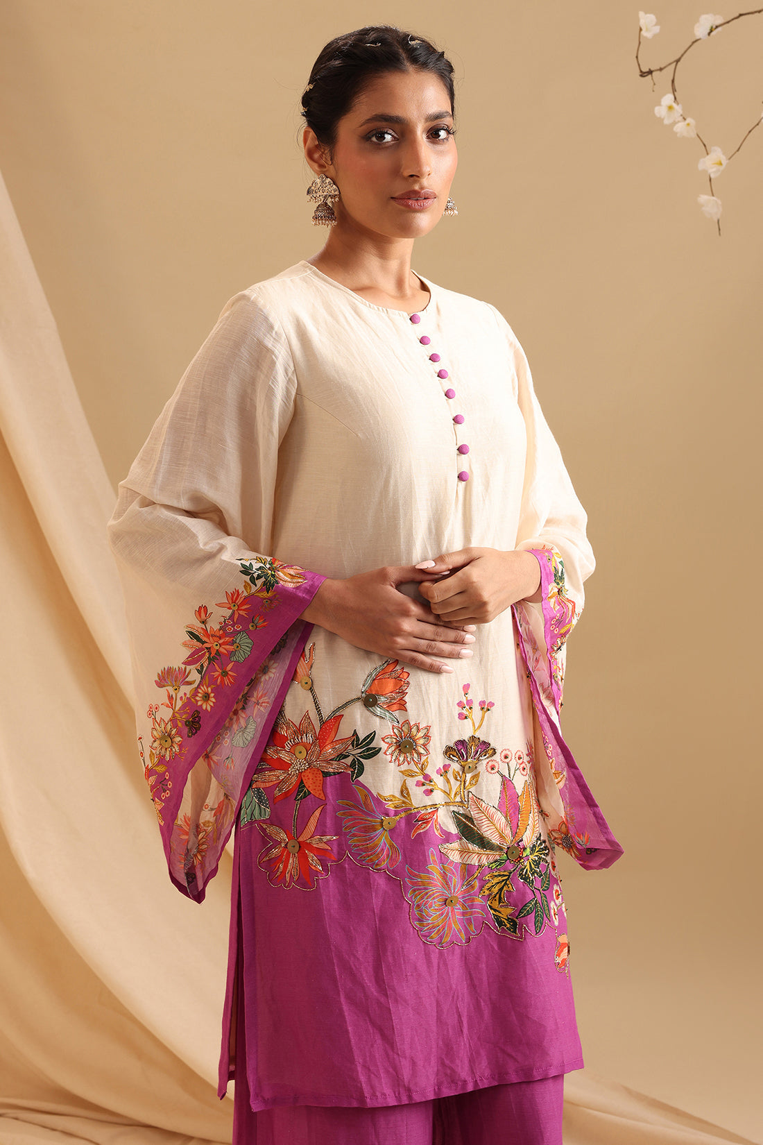 Cream Aarani Embroidered Kurta Set