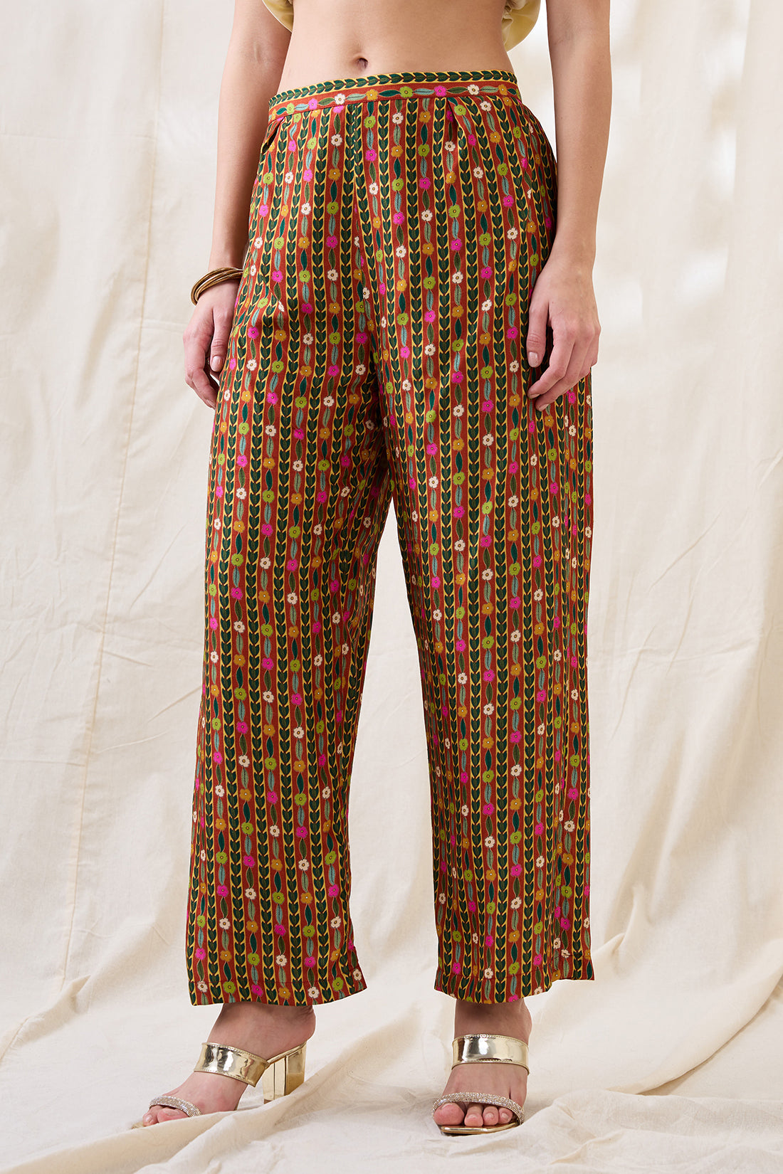 Gulzaar printed kurta set with jacket