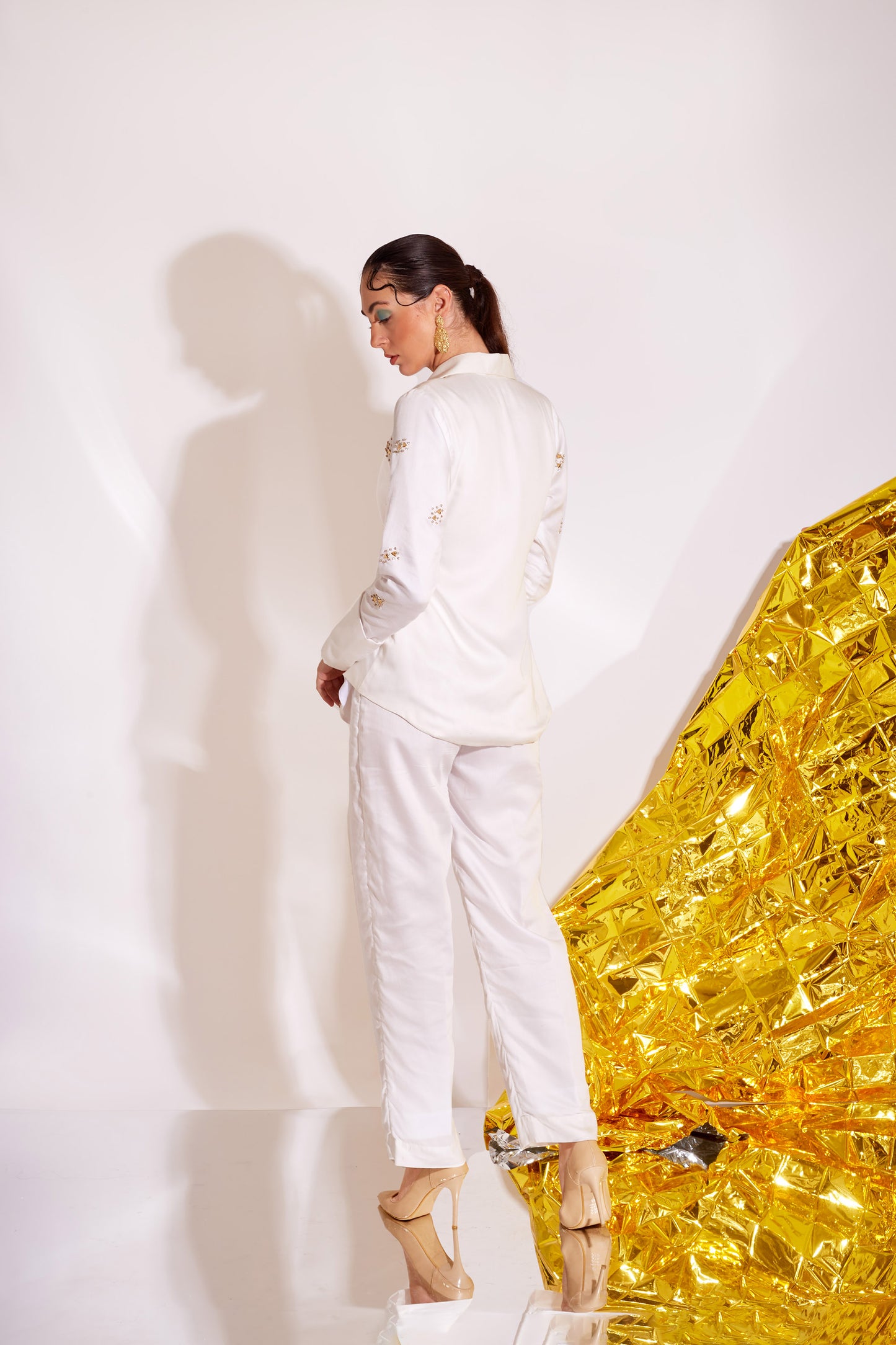 COSMOS SET White Party wear