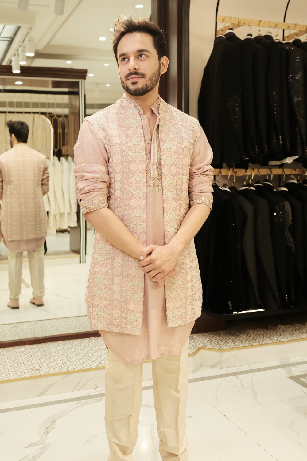 Dusty rose silk koti set with thread and mirror work