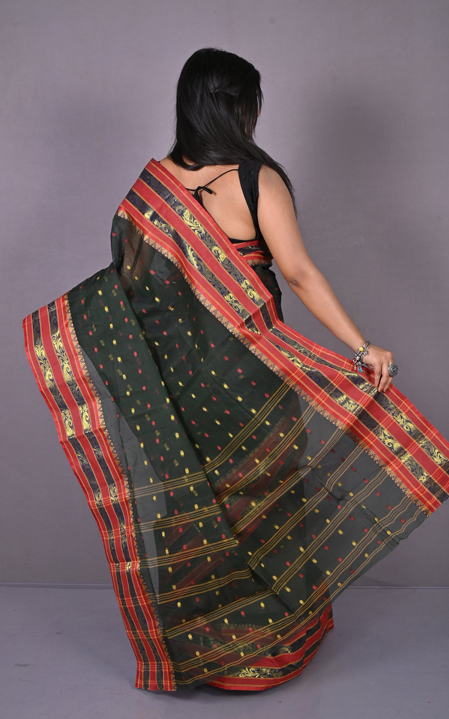 Designer Metro Nakshi Border Bengal Tangail Hazar Butti Cotton Saree in Black and Red