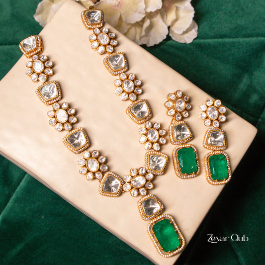 Zevar Club Alluring Captivating Green Jewellery Set (18K Gold Plated)