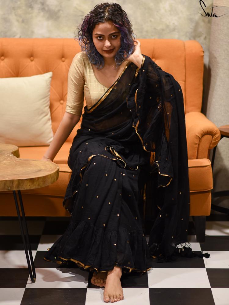 Gilted Black Swirls - Suta Bombay