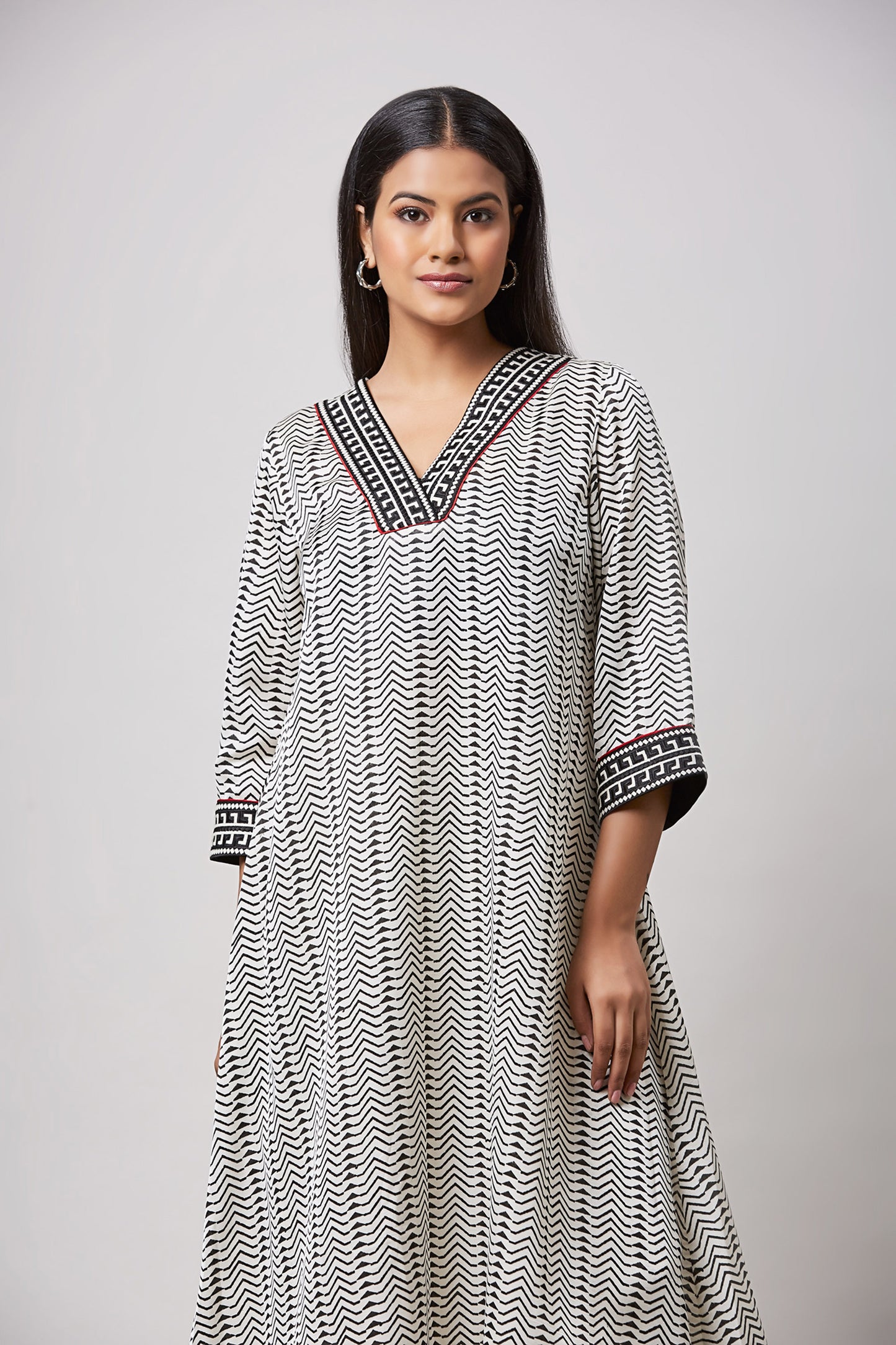 Metro Block Print V Neck Co-ord-set