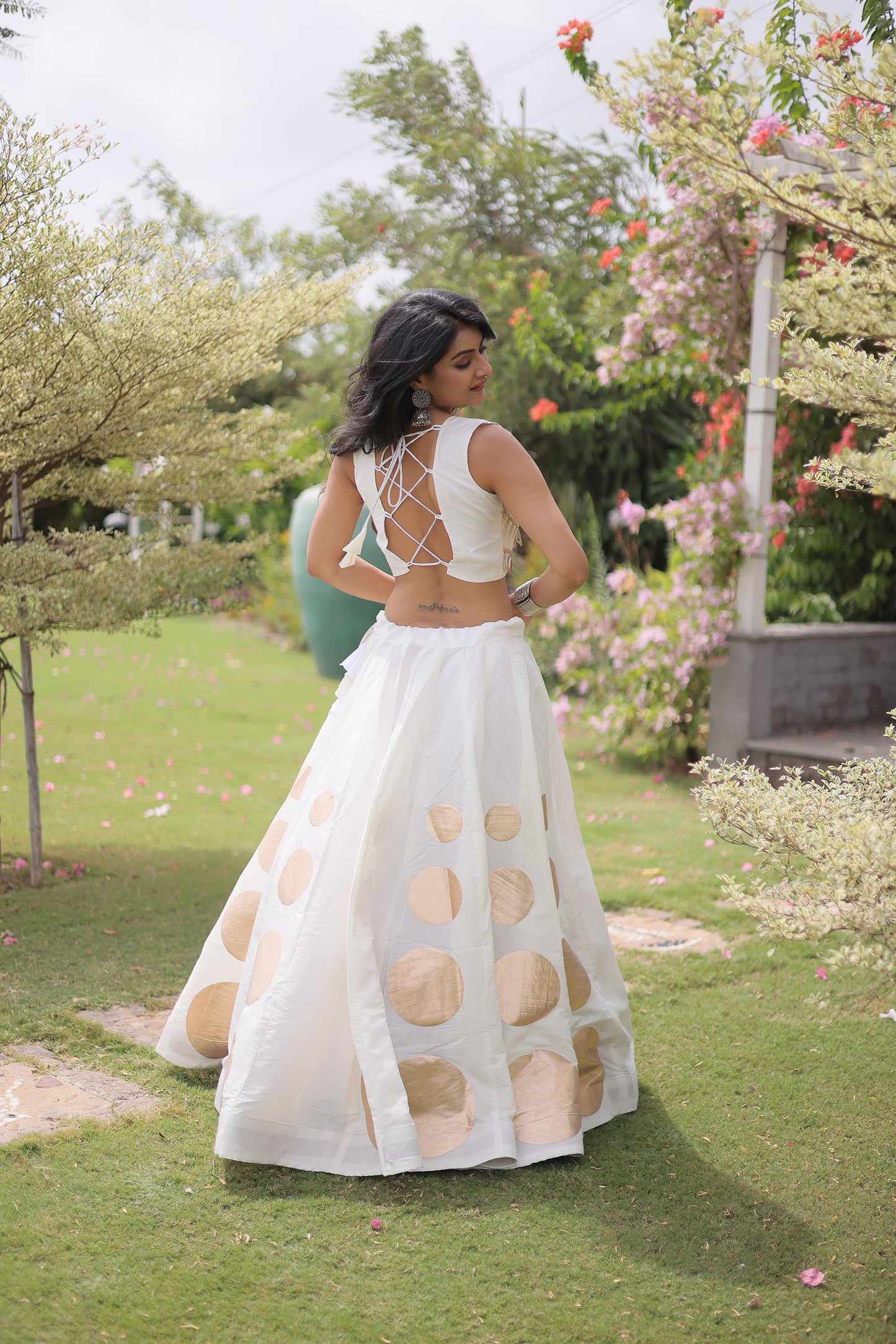 White Gomti & Mirror Work Georgette Navratri Lehenga Choli