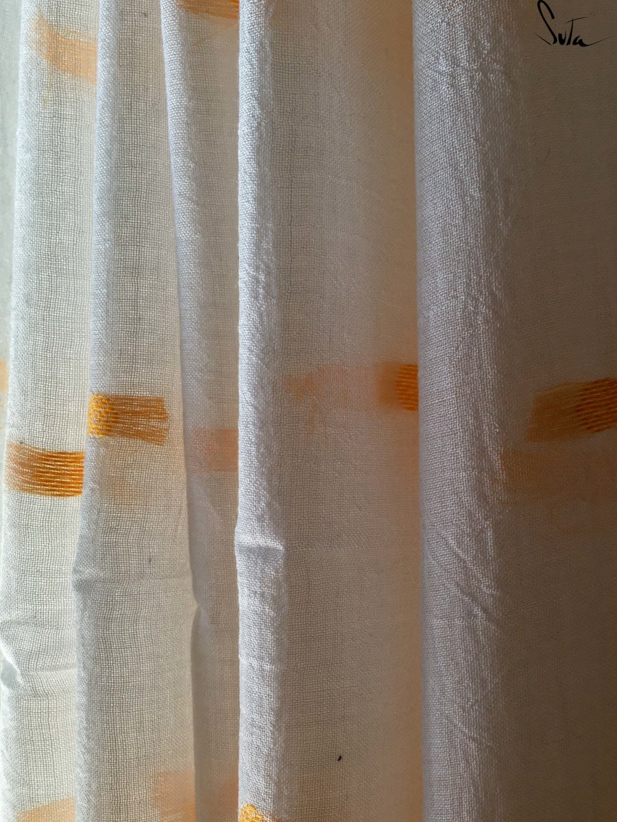 Mustard stars and mountains - Suta Bombay