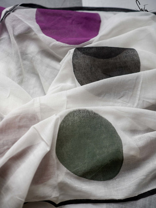 My bed of snow polka - Suta Bombay