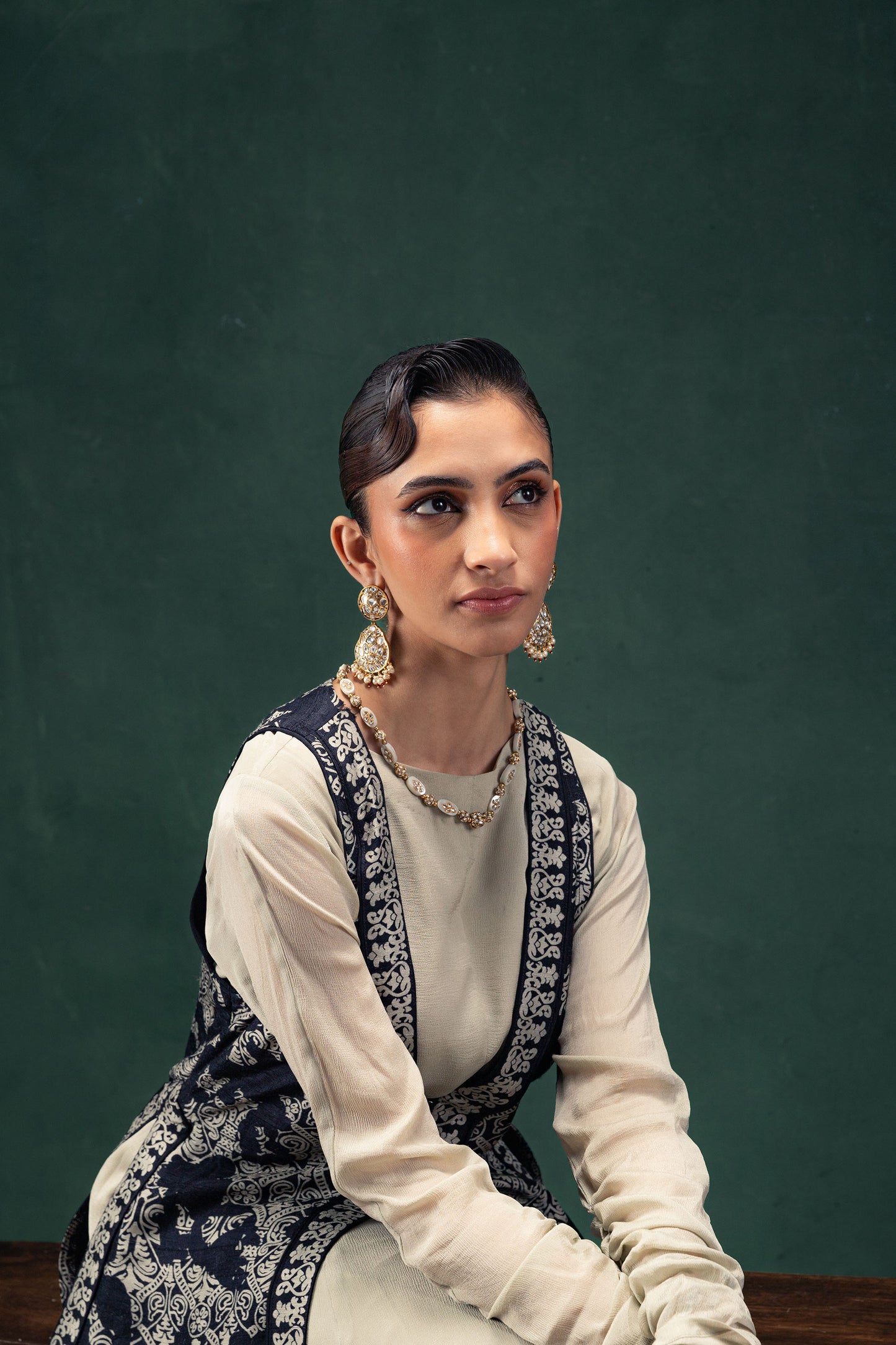 Tehzeeb Printed Full Length Jacket with a Full Sleeves Grey Anarkali